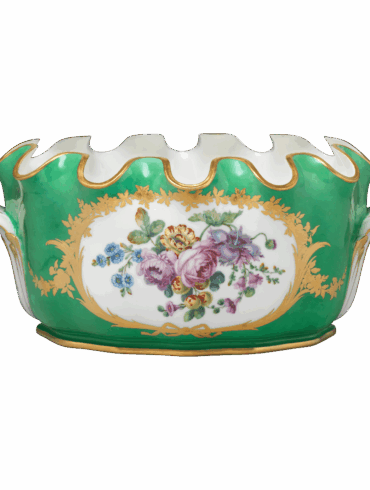 Jardinière en porcelaine de Sèvres. Vert et fleurs. XVIIIe siècle.