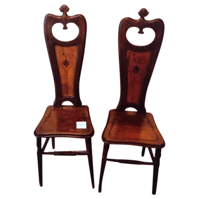 Paire de chaises Art nouveau signées Emile Gallé. 