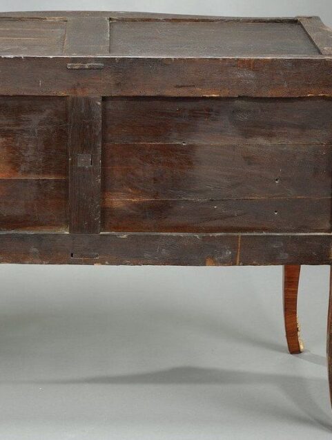 Arrière de commode Louis XV