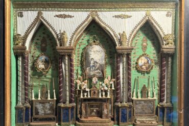 Grand Reliquaire En Trois Chapelles Avec 77 Reliques - XIXe