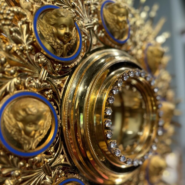 Ostensoir en bronze doré