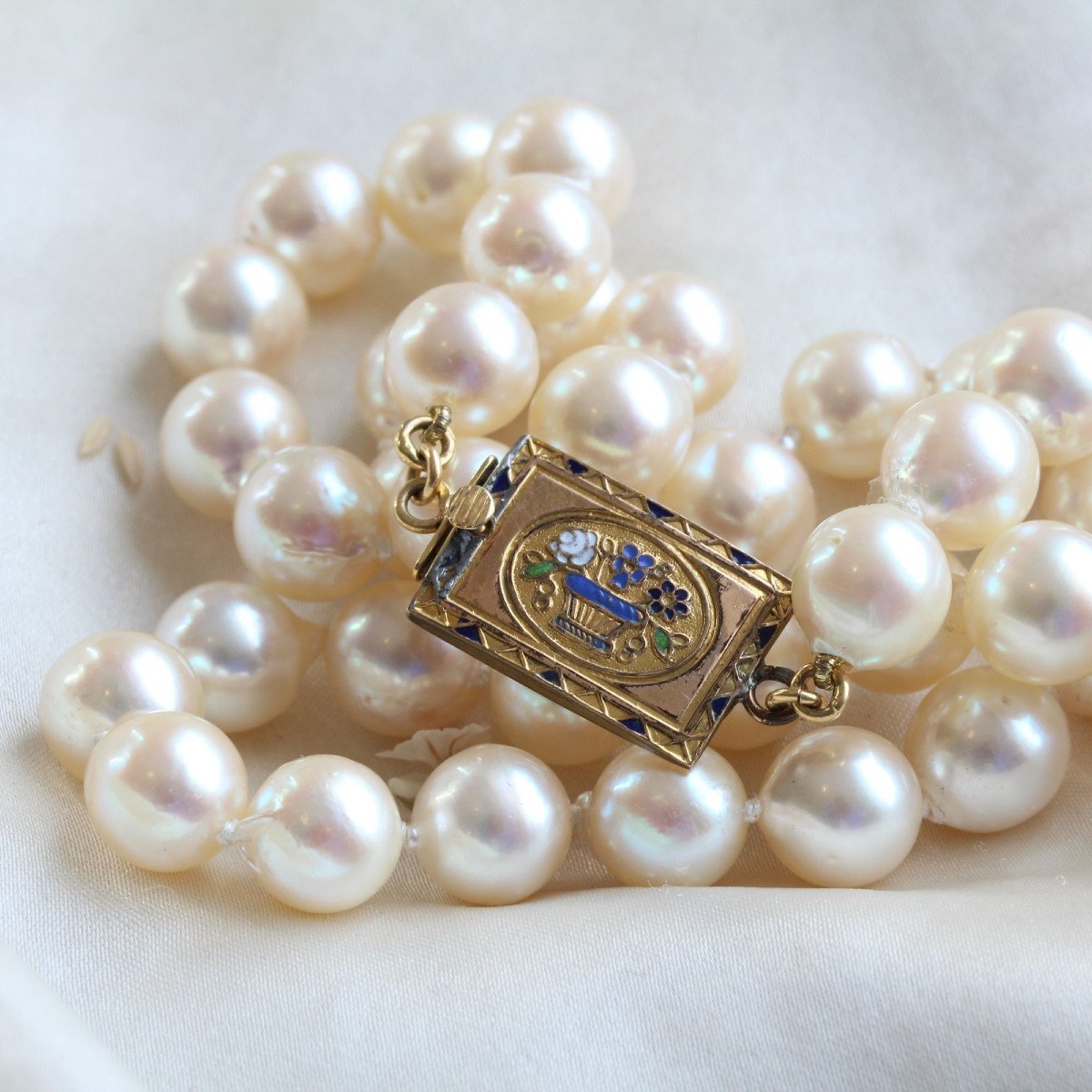 Ancien Collier De Perles Blanches Avec Fermoir - Vintage