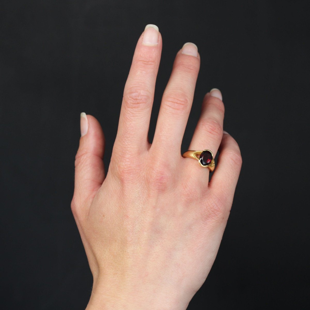 Bague Ancienne En Or Jaune 18K 750 Sertie De Grenats - Taille 57 - Style Cocktail