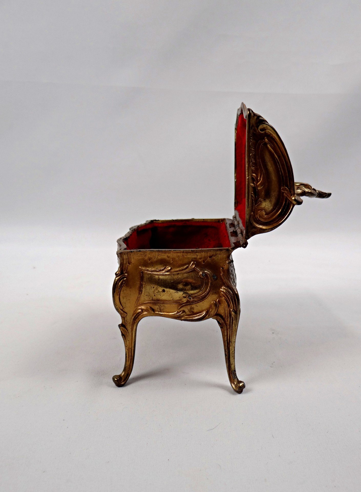 Boîte à Bijoux Métal Gris Forme Commode Vintage - Occasion Ancienne