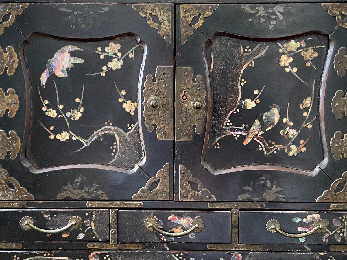 Large Burgundy Lacquer Chinese Chest - 19thC Large Burgundy Lacquer Chinese Chest - 19thC