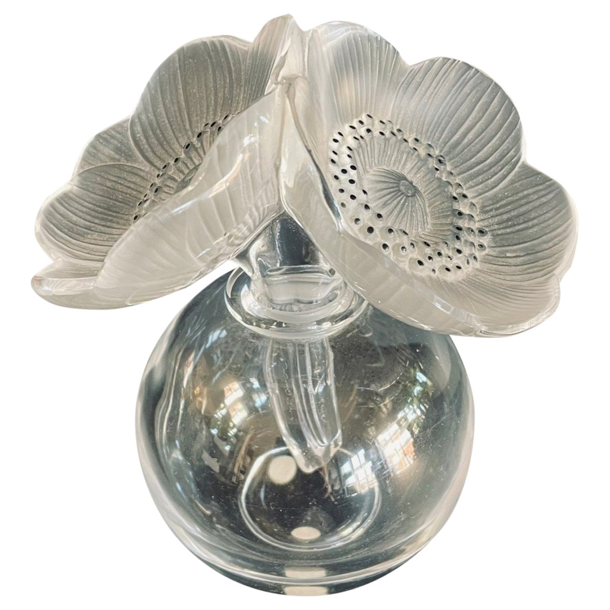 Lalique anemone perfume 2025 bottle