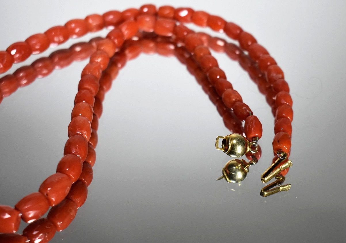 Collana Antica In Corallo Di Sciacca Tessuto A Mano – Primi '900 Con Chiusura A Susta In Argento Placcato Oro E Perle Scaramazze – Gioiello Artigianale Unico