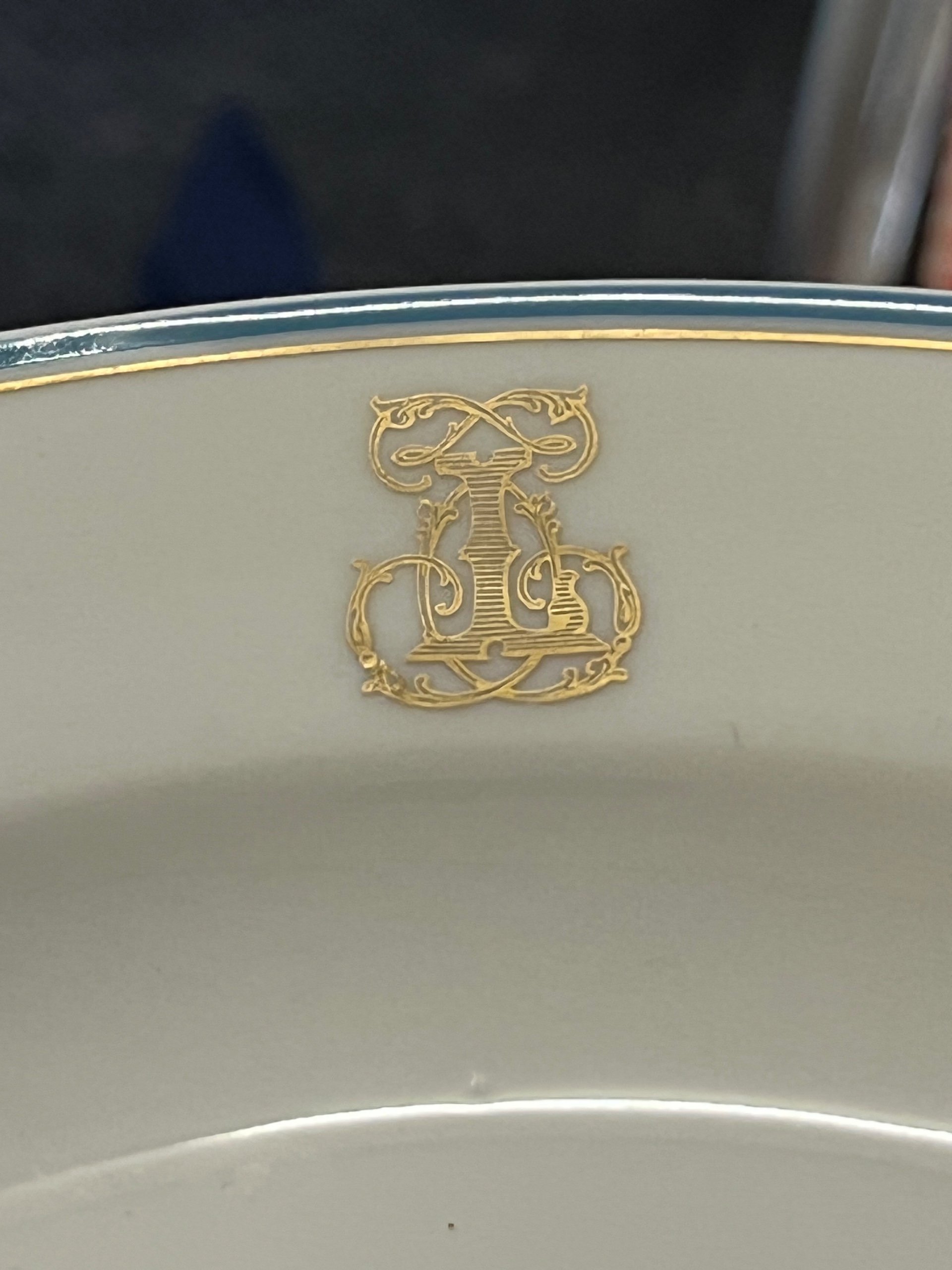 Porcelain Dinner Service from the Maison Charles Pillivuyt et Cie For