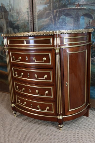 Half-moon chest of drawers with doors