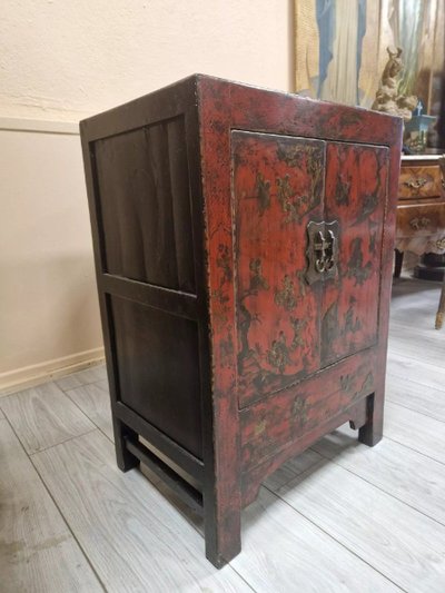 Pair of Chinese Qing Dynasty Bedside Tables