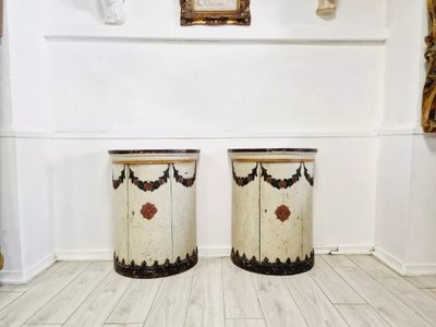 Paire d'Armoires à Tambour Du XVIIIe Siècle