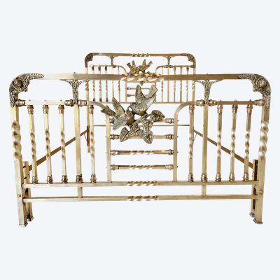 Lit En Laiton Antique Période Art Nouveau Détails En Bronze Eros