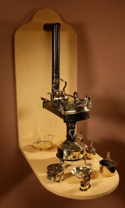 Unusual model of a Continental flat-bottomed stove, circa 1880/1900