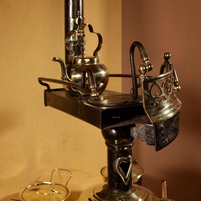 Unusual model of a Continental flat-bottomed stove, circa 1880/1900