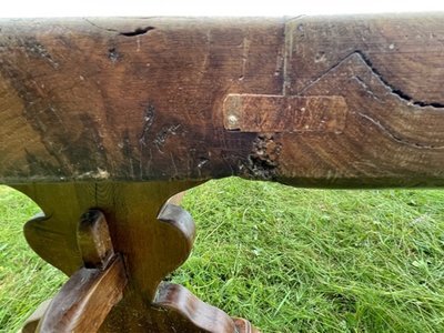 Table monastère