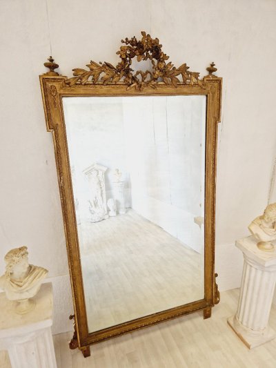 Grand Miroir Ancien De Style Louis XVI En Bois Doré, France