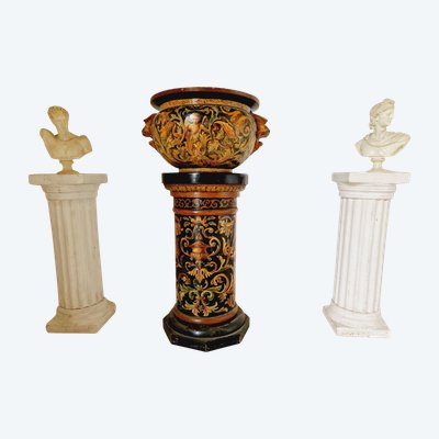 Vaso antico in maiolica e base del XIX secolo