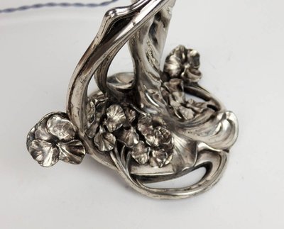 Lampe Art Nouveau en régule par Saglier