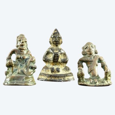 India, 18th-early 19th century, Rare Set of Three Bronze Miniature Statues.