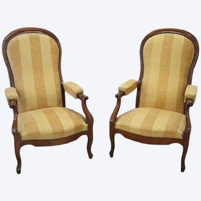 Set di due poltrone reclinabili imbottite in noce antiche