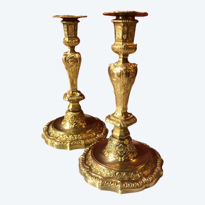 Coppia di candelabri Regency con profili