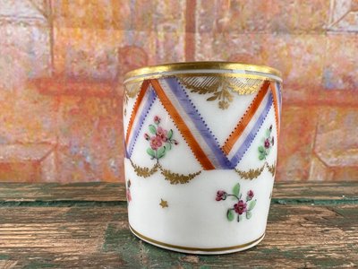 Tazza in porcellana di Meissen, disegno di un limone - Fine XVIII/inizio XIX secolo