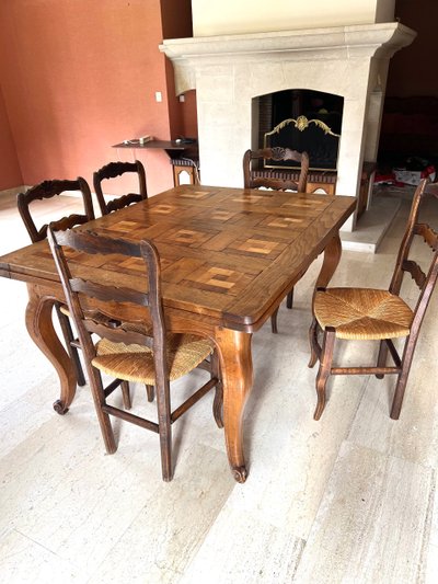 Table de style Louis XV en bois massif avec marqueterie - Extensible avec rallonges