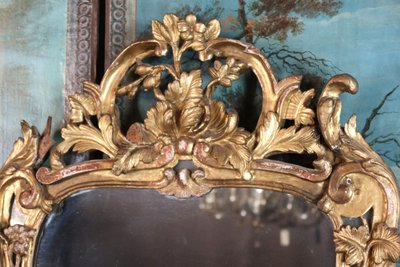 18th century gilded wooden mirror