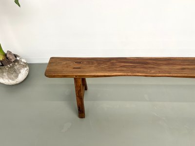 Banc ancien en noyer massif