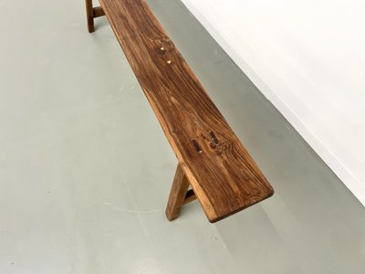 Banc ancien en noyer massif