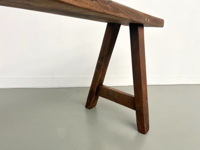 Banc ancien en noyer massif