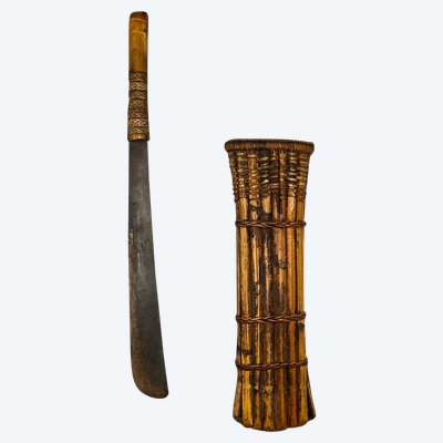 MACHETTE et son FOURREAU appelée Pha - Culture vraisemblablement Akha Ulo, Thaïlande  - XXème siècle