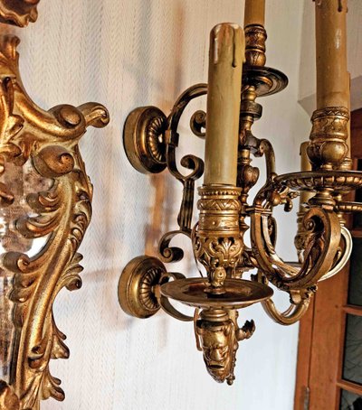 Importante Paire d'Appliques à 5 Lumières En Bronze Doré XIXème