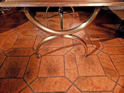 Table Basse Néoclassique à Piétement Curule
