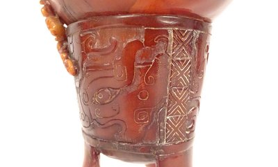 Coupe Libatoire Tripode Corne Buffle Sculptée Dragon Chilongs Chine XXème