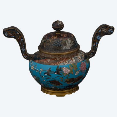 Copper incense burner in Japan with cloisonné enamel decoration, 19th century