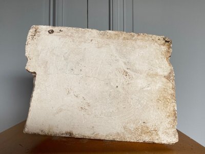 Direct-cut sculpture of a female nude from the 20th century, workshop