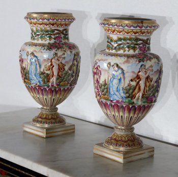  Pair of Vases of Capodimonte - End of XIXth century
