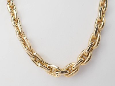 Collier maille forcat limée en chute en or jaune et diamant