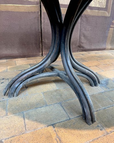 Lot de 10 tables thonet en marbre