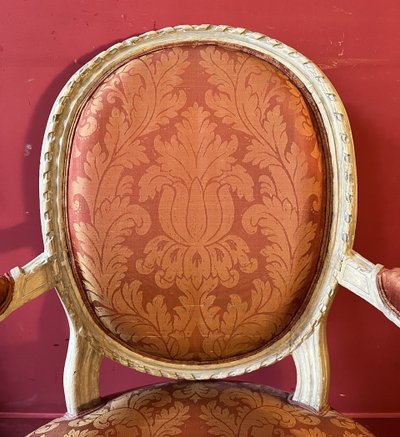 Cabriolet sculpté, époque Louis XVI