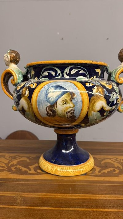 Majolica centerpiece with mask handles '800 Naples size 32x40