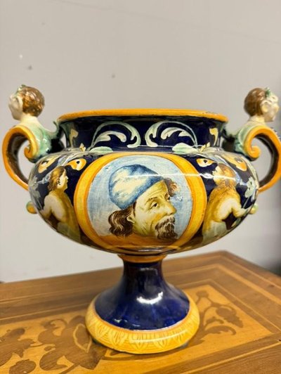 Majolica centerpiece with mask handles '800 Naples size 32x40