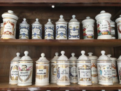 Grands Choix De Pots A Pharmacie Anciens