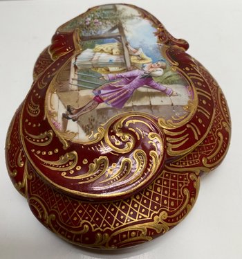 BOÎTE PORCELAINE, PEINTE