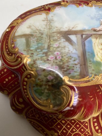 BOÎTE PORCELAINE, PEINTE