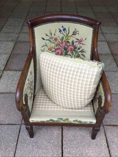 A Restoration Period "Gondola" Back Bergère In Mahogany