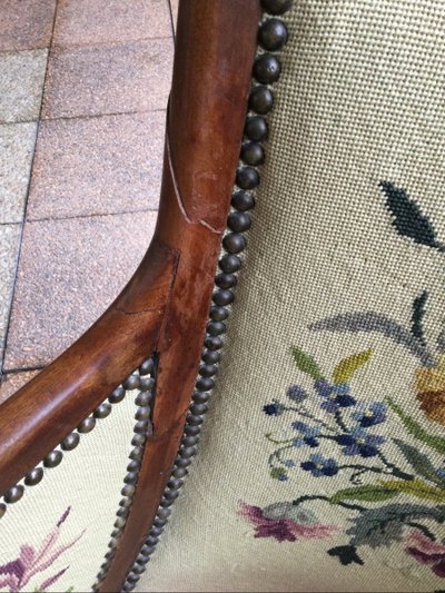 A Restoration Period "Gondola" Back Bergère In Mahogany