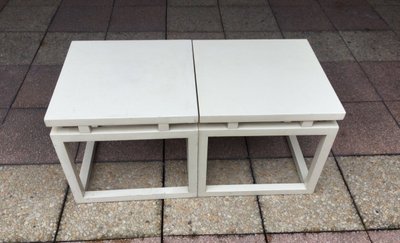 Deux Tables  Basses En Bois Laqué Couleur Ivoire Années 70