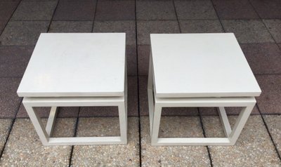 Deux Tables  Basses En Bois Laqué Couleur Ivoire Années 70
